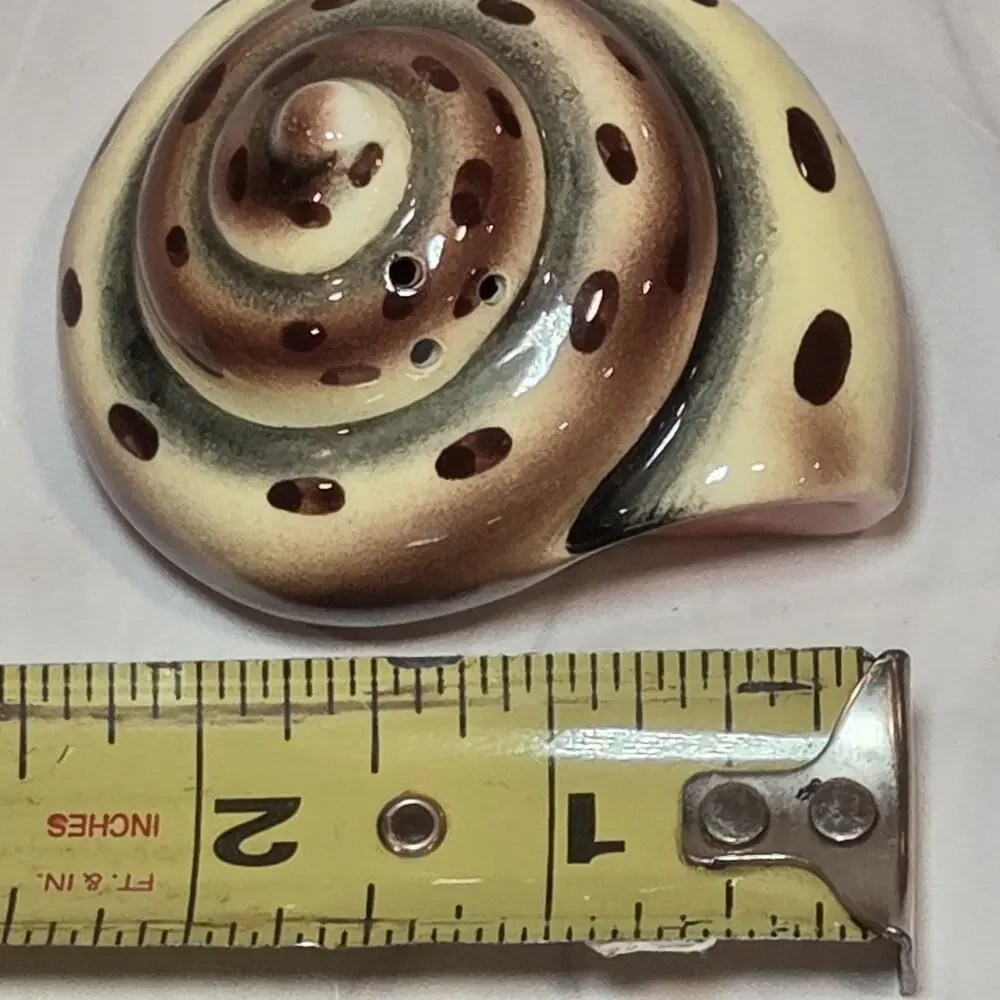 Vintage Japan Snail Shell Salt Pepper Shakers Ceramic Mid Century 50s
